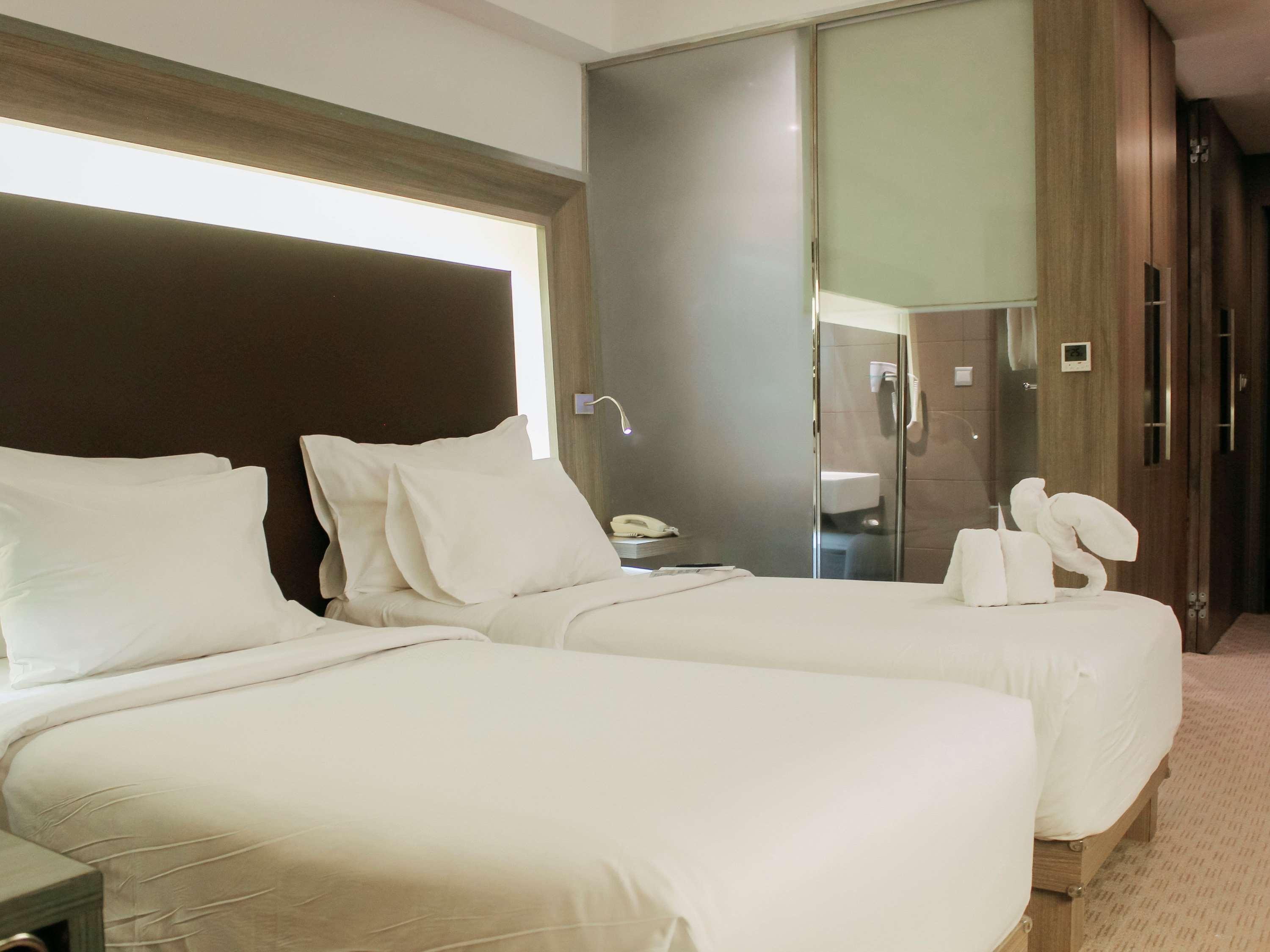 Novotel Bangka Hotel & Convention Center Pangkal Pinang Esterno foto